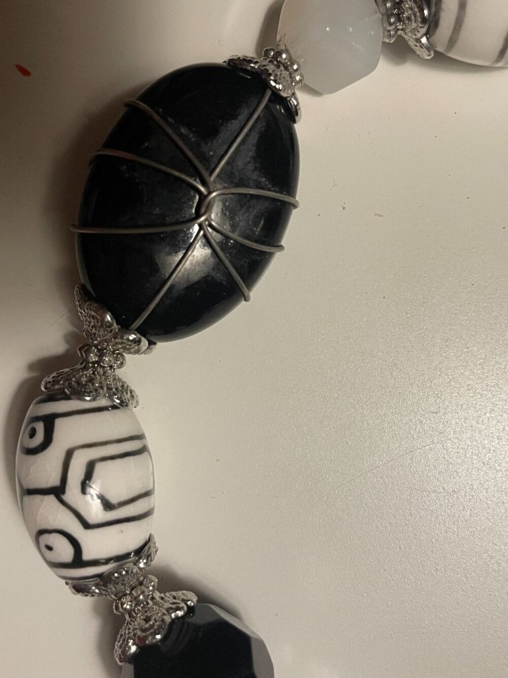 Premier Designs Necklace, Black & White Art Glass beads, silver-toned 15" - Picture 2 of 7